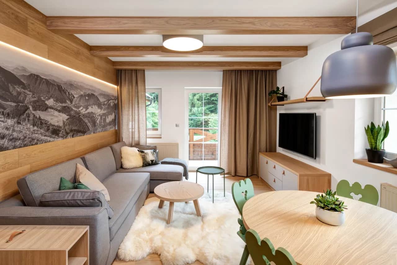 Jak urządzić salon w bloku, aby maksymalnie wykorzystać przestrzeń?