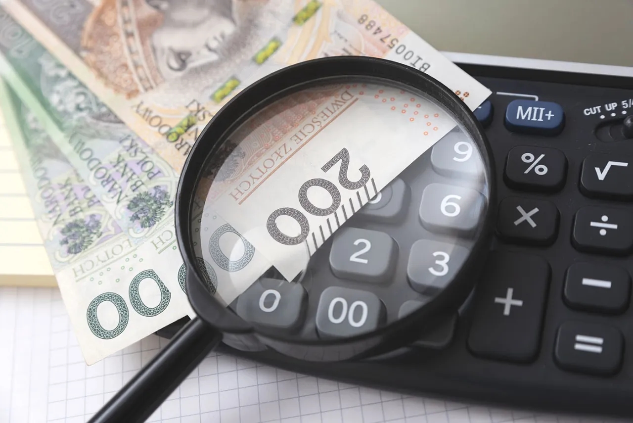 Ile procent bierze biuro nieruchomości? Sprawdź ukryte koszty transakcji