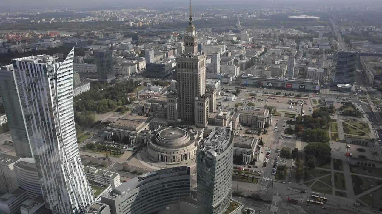 Najwyższy budynek w Warszawie: ile ma pięter i co go wyróżnia?