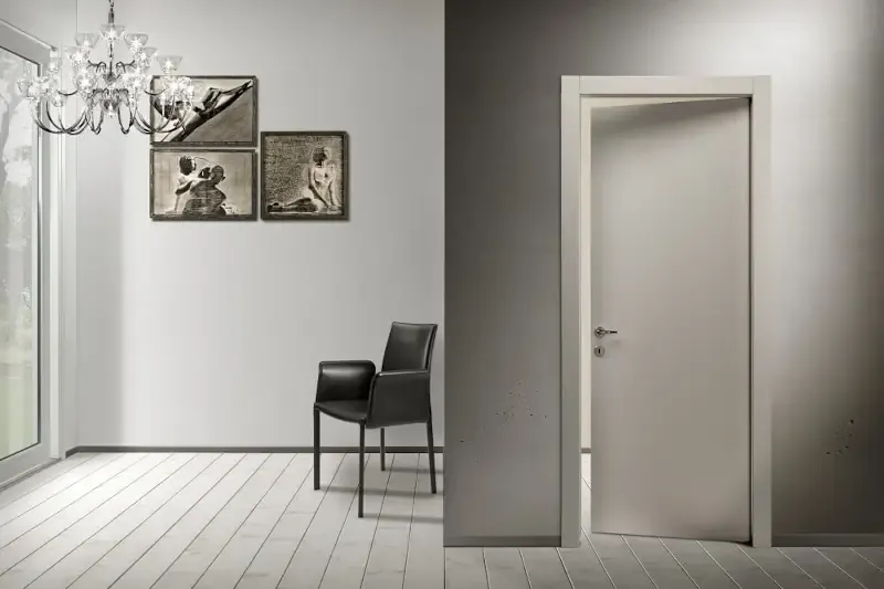 Jakie drzwi wewnętrzne do mieszkania w bloku wybrać, aby zaoszczędzić?